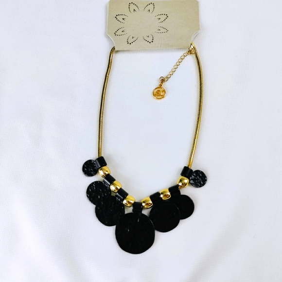 Erica Lyons Statement Collar Necklace Snake Chain Textured Disc Black/Gold 19" - Picture 2 of 8